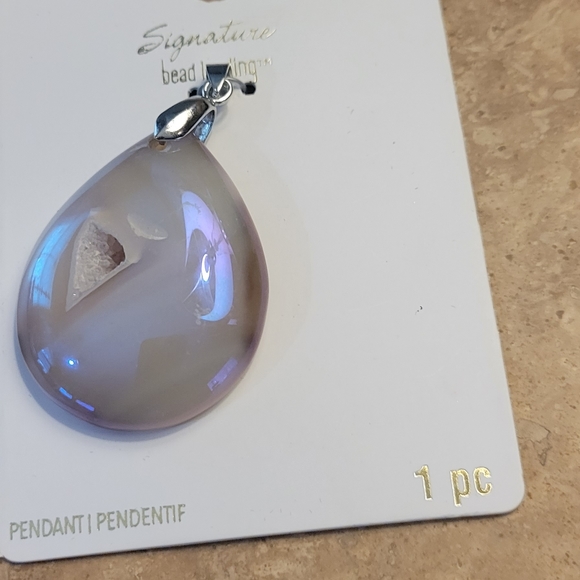 Quartz Necklace- Druzy Crystal 🔮 ♥️ - Picture 3 of 3